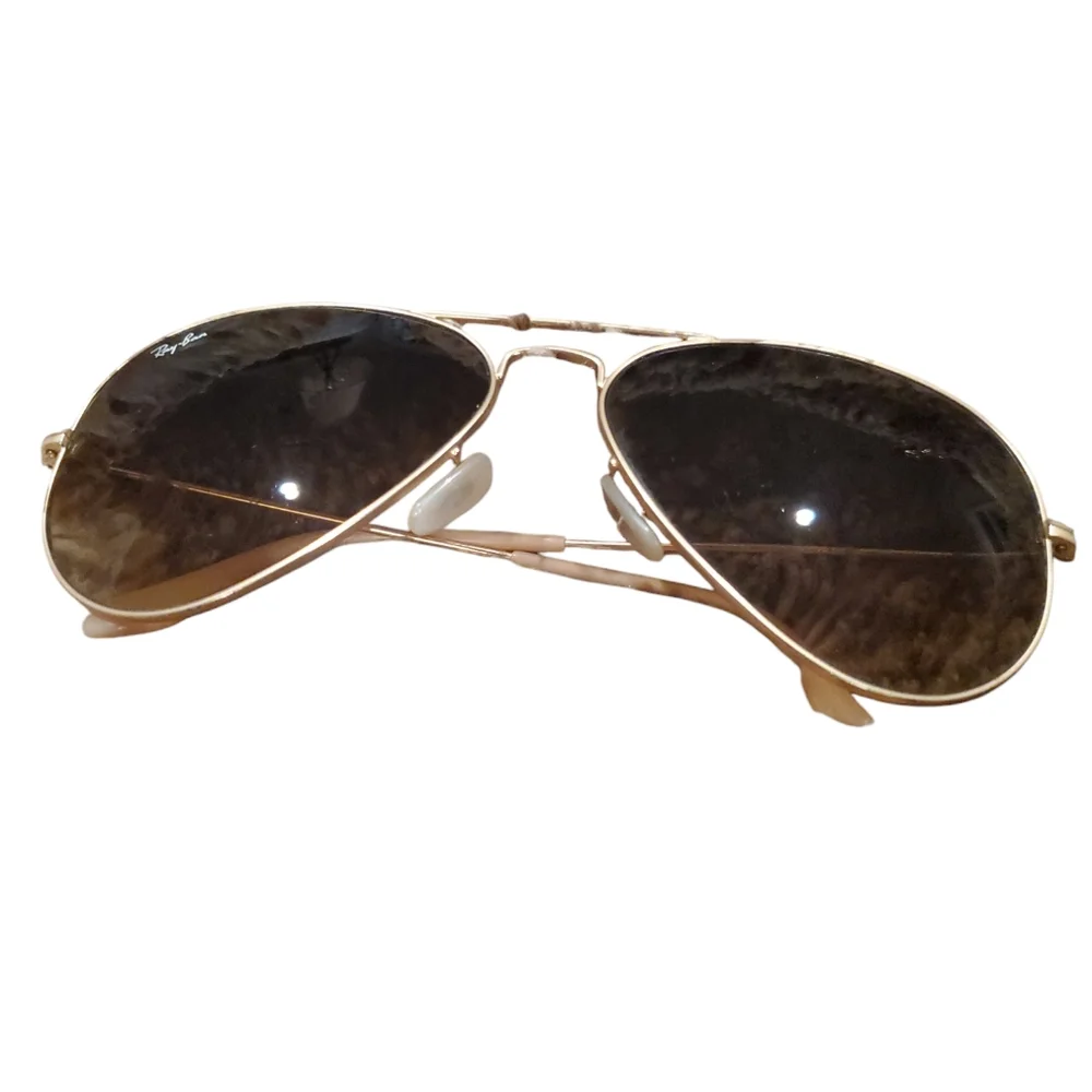 Ray Ban Aviator Large Gold Sunglasses and Case - Picture 6 of 11